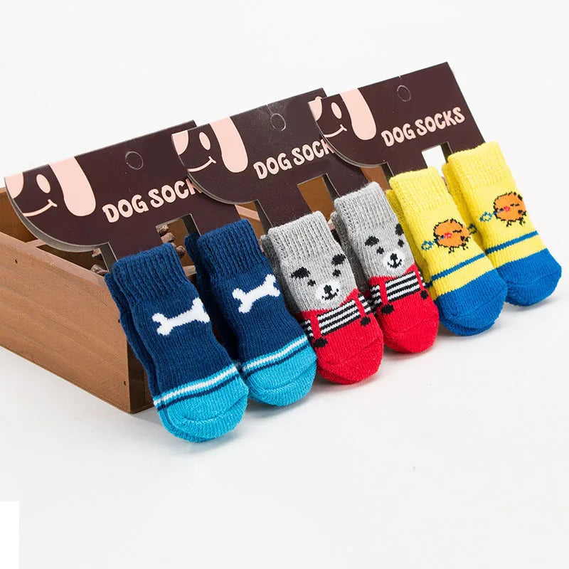 Christmas Cute Dog Knitted Socks for Small Dogs Cat Shoes Chihuahua Boots for Winter Warm Indoor Wear Slip On Paw Protector