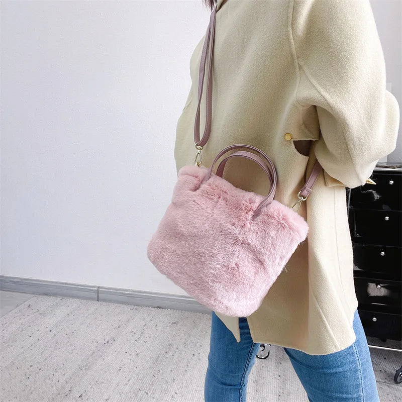 2023 NEW Womens Bag Trend Crossbody Bags Luxury Designer Plush Faux Fur Shopper Female Handbag Furry Shoulder Tote Cute Purses