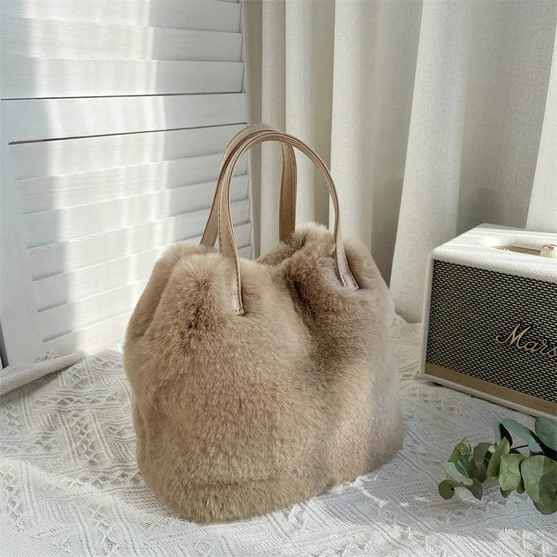 2023 NEW Womens Bag Trend Crossbody Bags Luxury Designer Plush Faux Fur Shopper Female Handbag Furry Shoulder Tote Cute Purses