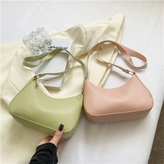 A Fashionable WOMEN'S Bag Underarm Bag for Sale