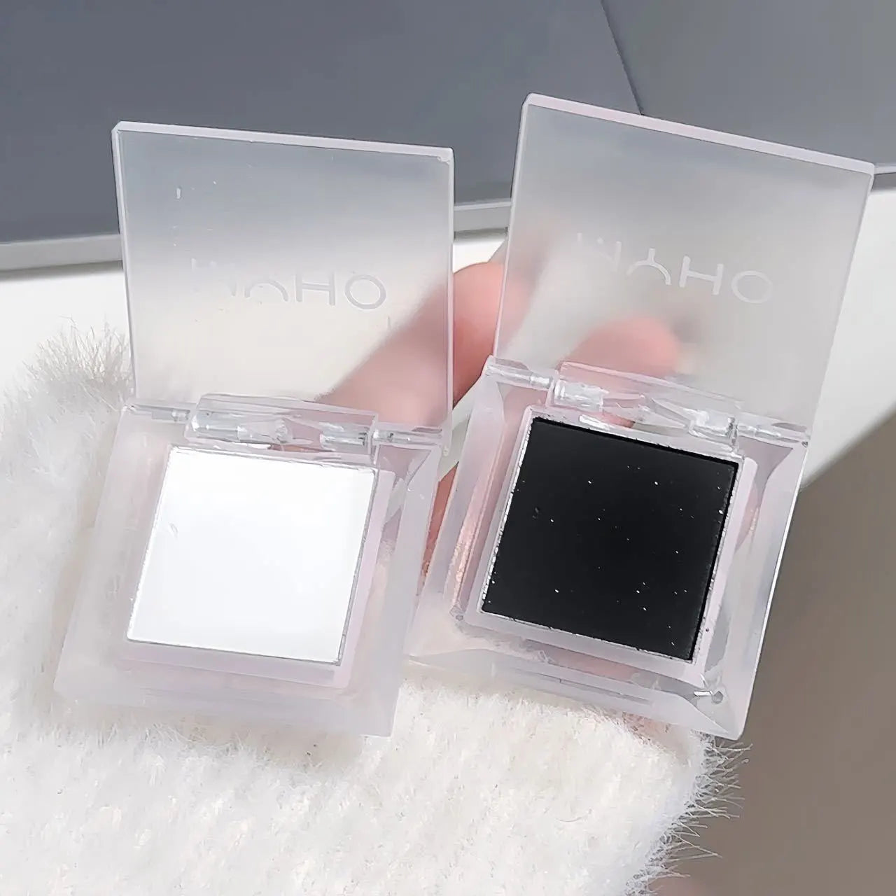 1PcsMonochrome matte highlight smoked eye shadow plate powder is delicate and durable, naturally brightening dopamine eye shadow