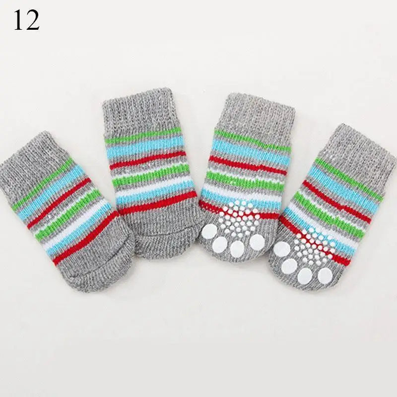 Christmas Cute Dog Knitted Socks for Small Dogs Cat Shoes Chihuahua Boots for Winter Warm Indoor Wear Slip On Paw Protector