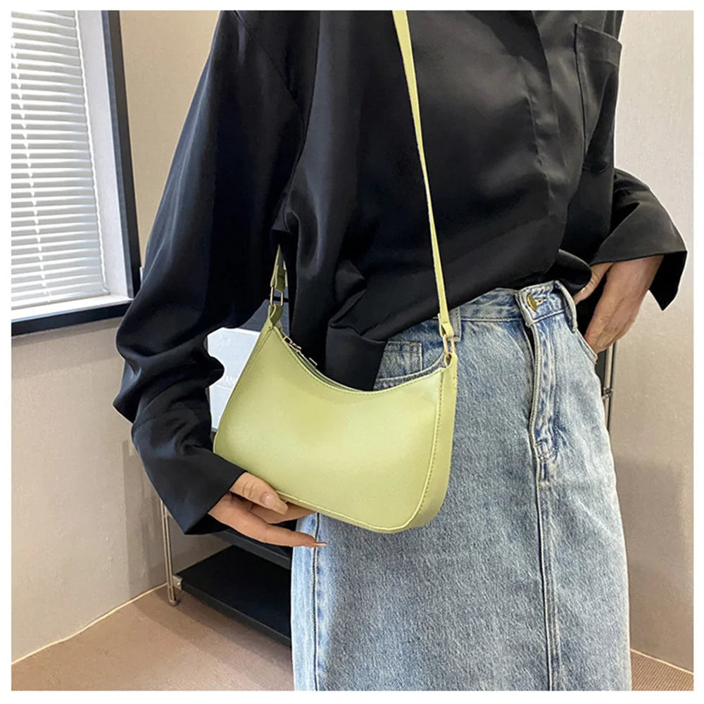 A Fashionable WOMEN'S Bag Underarm Bag for Sale A Fashionable WOMEN'S Bag Underarm Bag for Sale