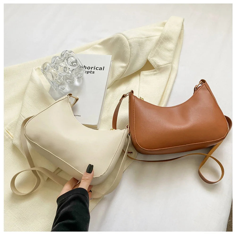 A Fashionable WOMEN'S Bag Underarm Bag for Sale