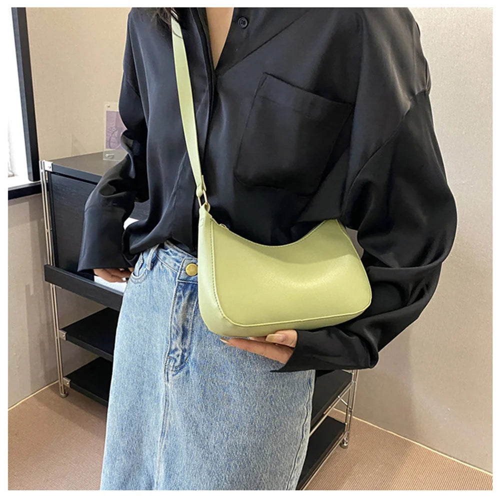 A Fashionable WOMEN'S Bag Underarm Bag for Sale A Fashionable WOMEN'S Bag Underarm Bag for Sale