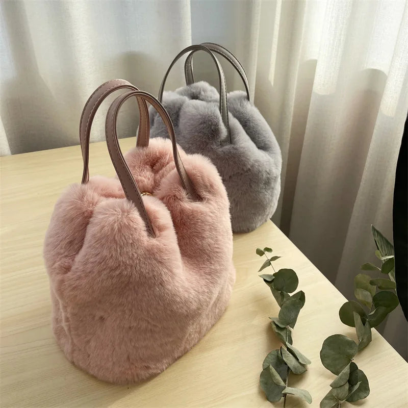 2023 NEW Womens Bag Trend Crossbody Bags Luxury Designer Plush Faux Fur Shopper Female Handbag Furry Shoulder Tote Cute Purses