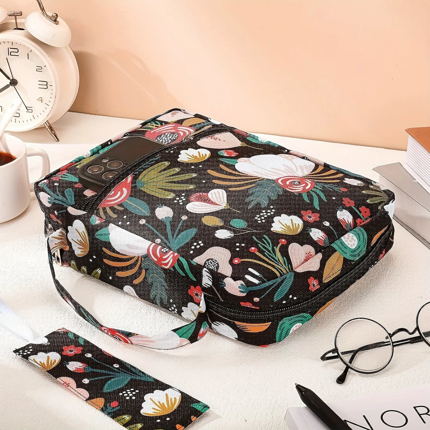 Bible Cover Case Floral Bible Cover Bag for Women, Stylish Functional Portable Bible Carrying Case Pockets Zipper Study