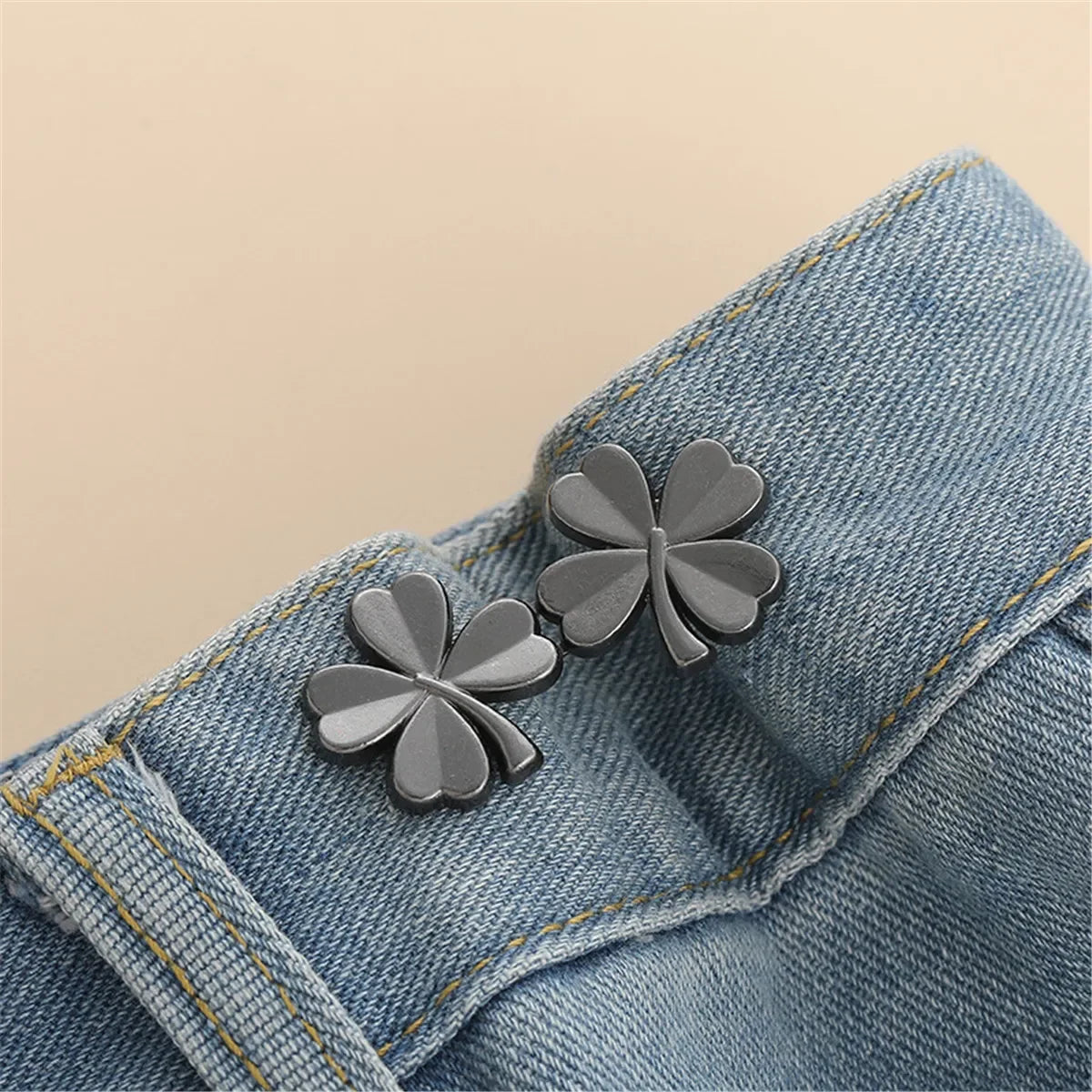 1Pcs Adjustable Clips for Pants Fastener Pants Pin Retractable Button Loose Button for Waist for Jeans Perfect Fit Reduce Waist