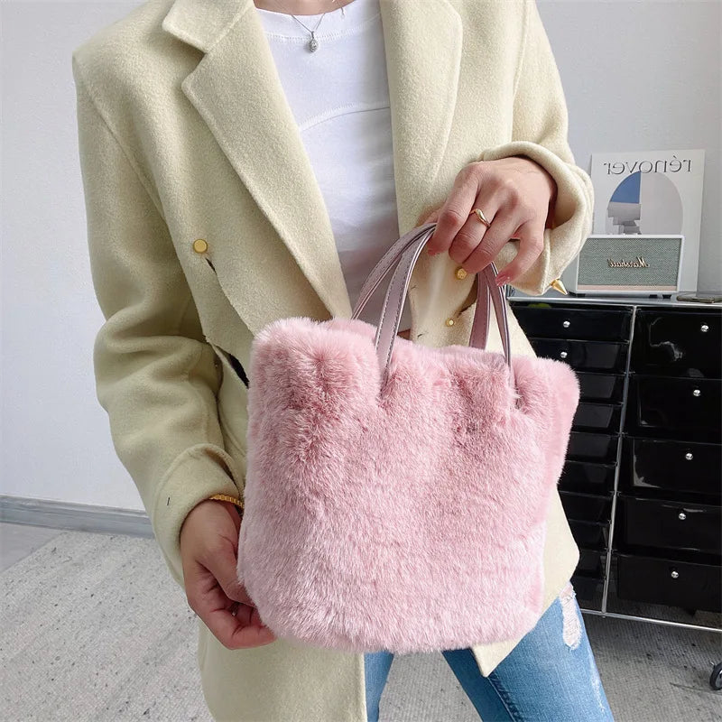 2023 NEW Womens Bag Trend Crossbody Bags Luxury Designer Plush Faux Fur Shopper Female Handbag Furry Shoulder Tote Cute Purses